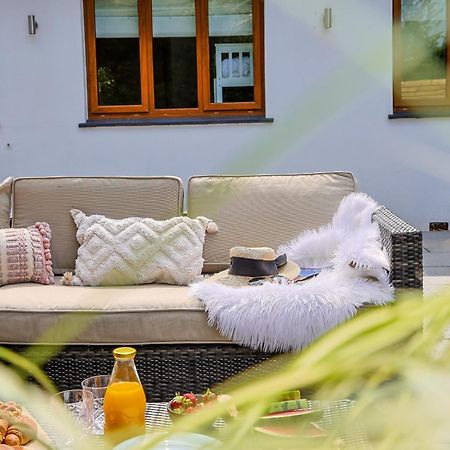 Bramblewood - Cosy Chic, Hot Tub, Close To Beach Stokeinteignhead 외부 사진