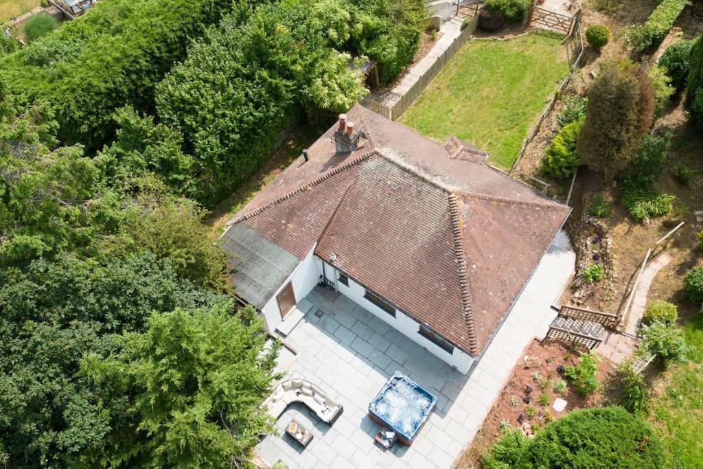 Bramblewood - Cosy Chic, Hot Tub, Close To Beach Stokeinteignhead 외부 사진